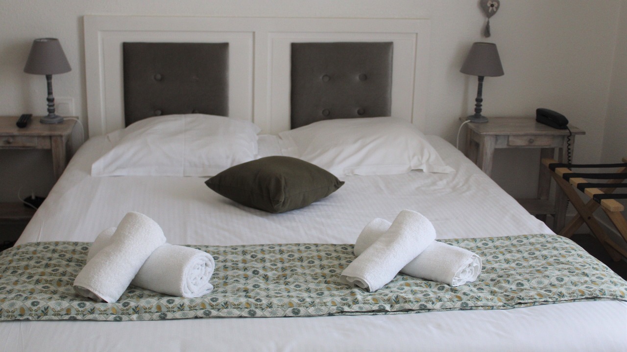 Photo of Bedroom in Coulon