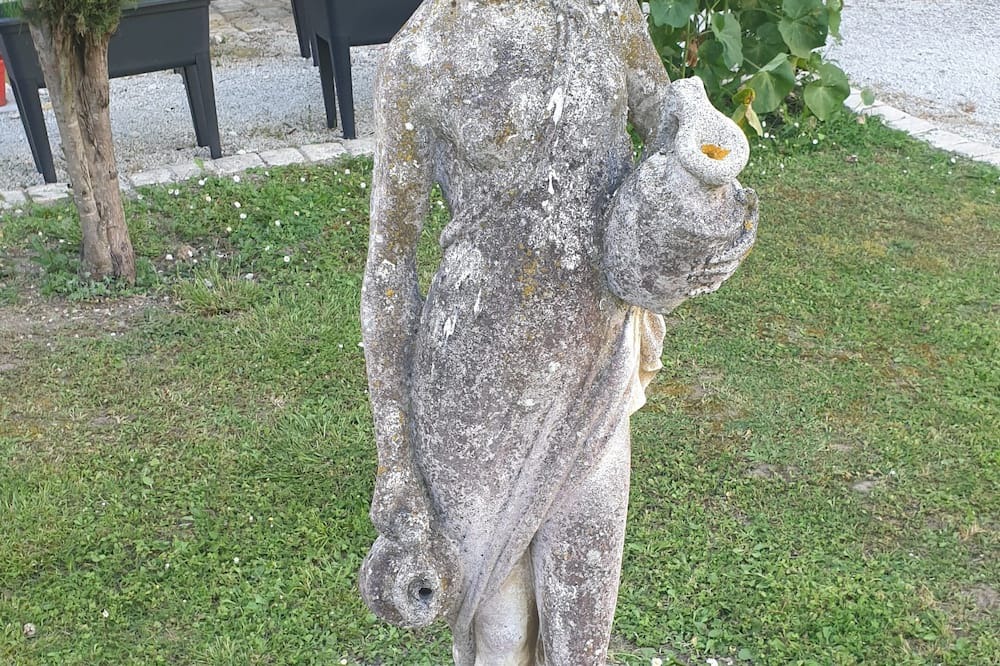Photo of Outdoor in Saintes Agglomeration
