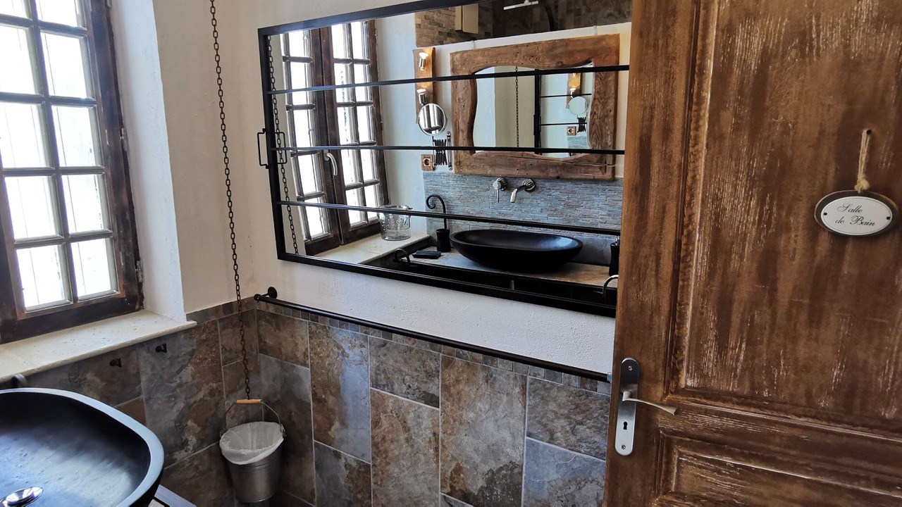 Photo of Bathroom in Pailloles
