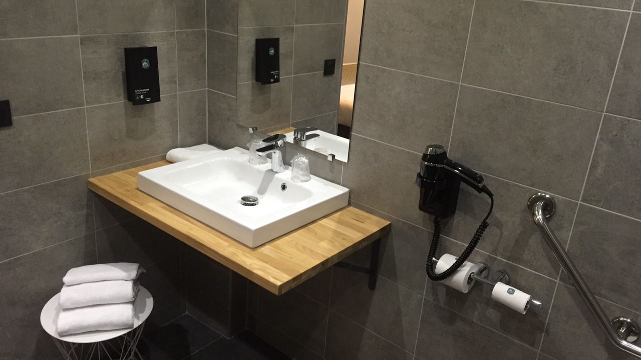 Photo of Bathroom in Villenave-d'Ornon