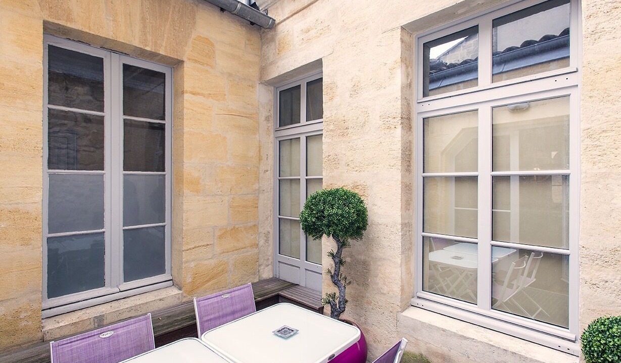 Photo of Outdoor in Hotel de Ville - Quinconces