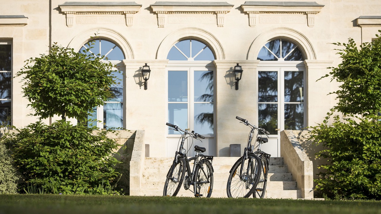 Photo of Outdoor in Leognan