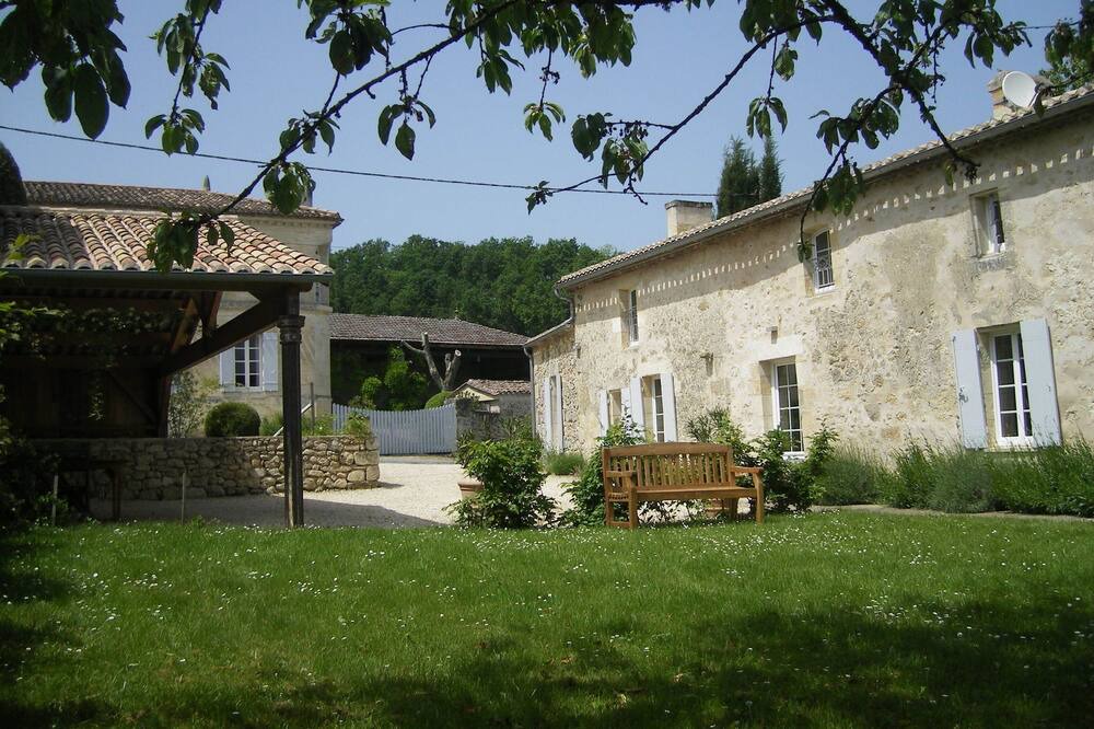 Photo of Outdoor in Saint-Cibard