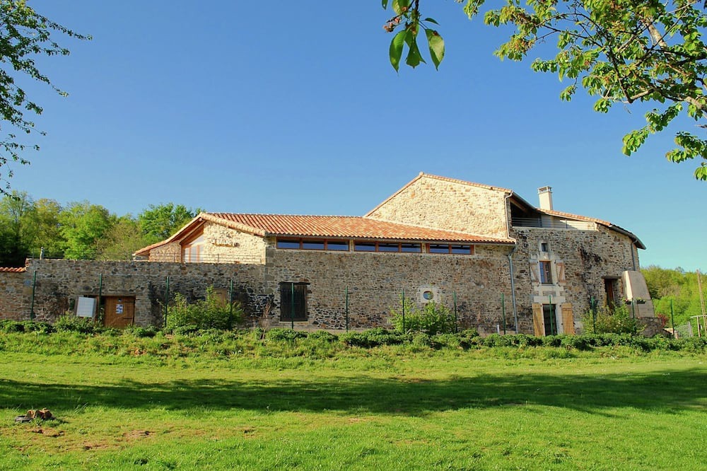 Photo of Others in Roussines