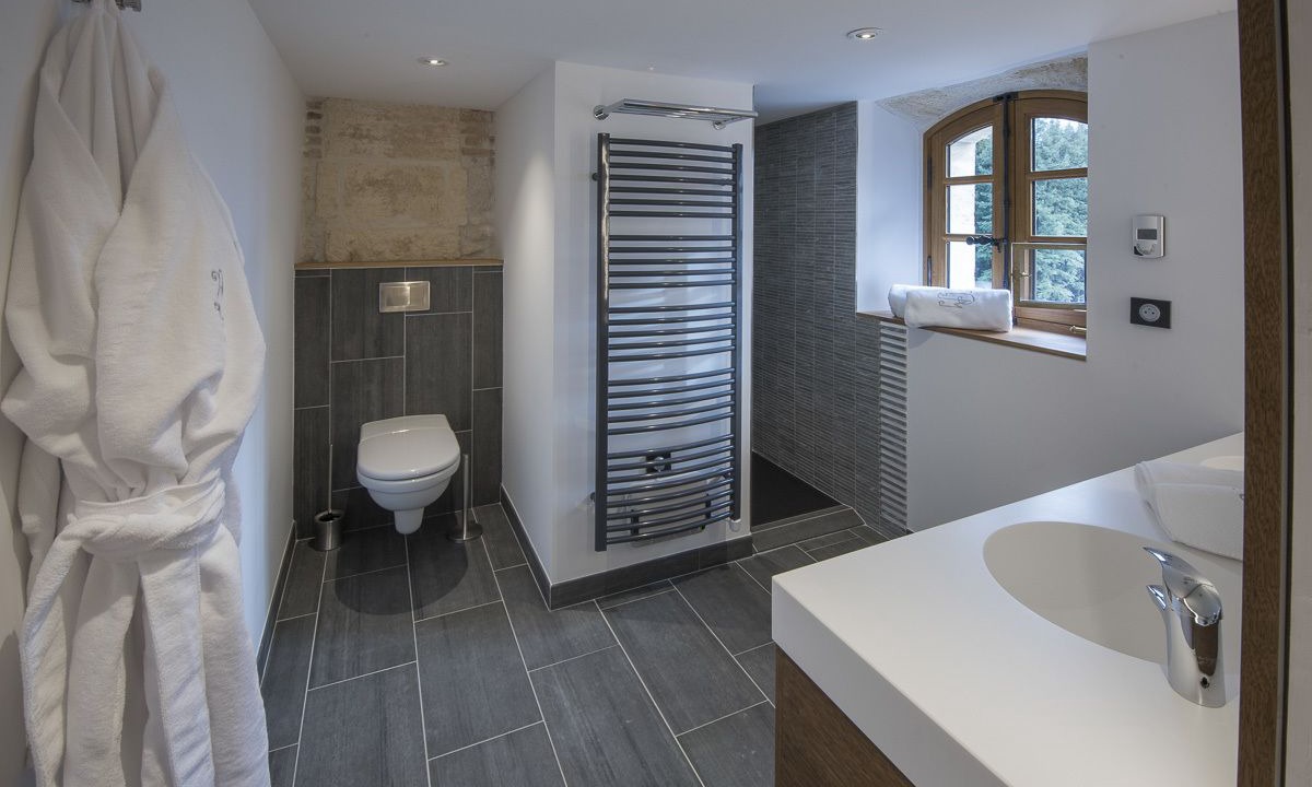 Photo of Bathroom in Saint-Martin-du-Bois