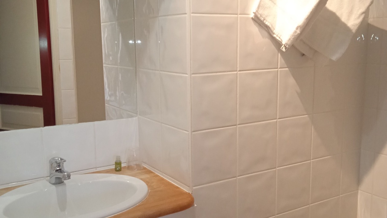 Photo of Bathroom in Airvault