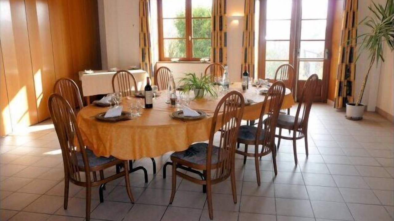 Photo of Others in Cieux
