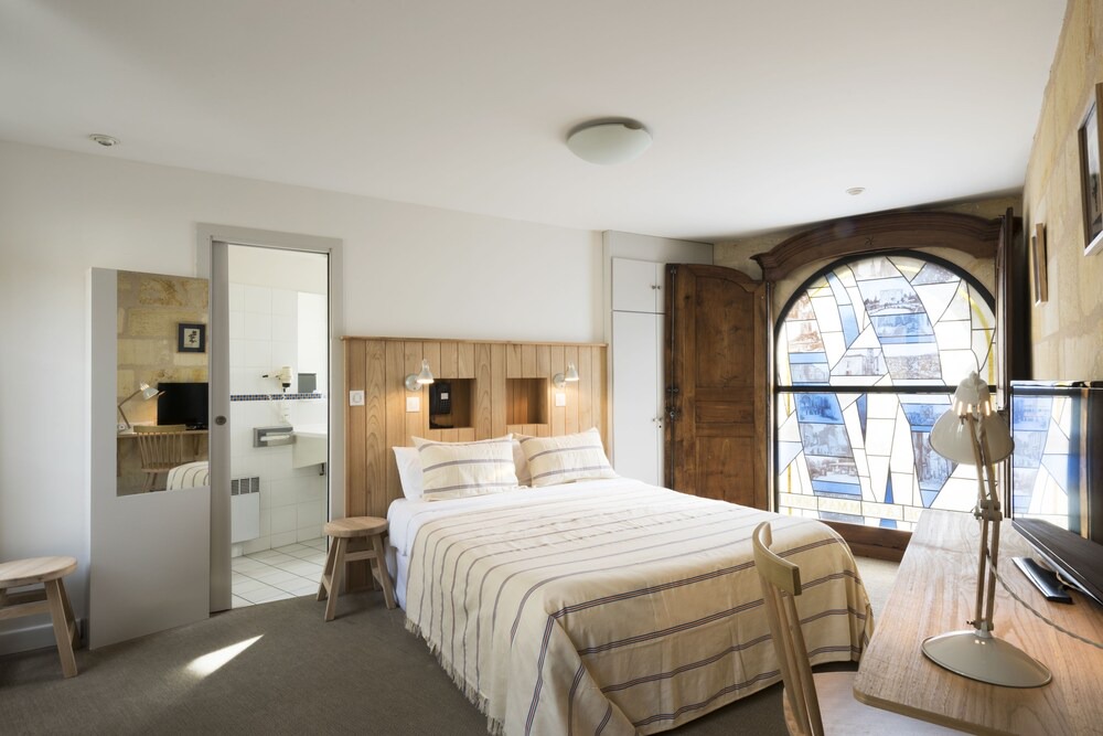 Photo of Bedroom in Saint-Emilion