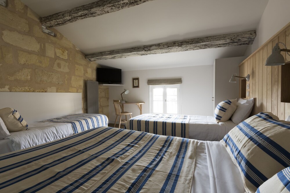 Photo of Bedroom in Saint-Emilion
