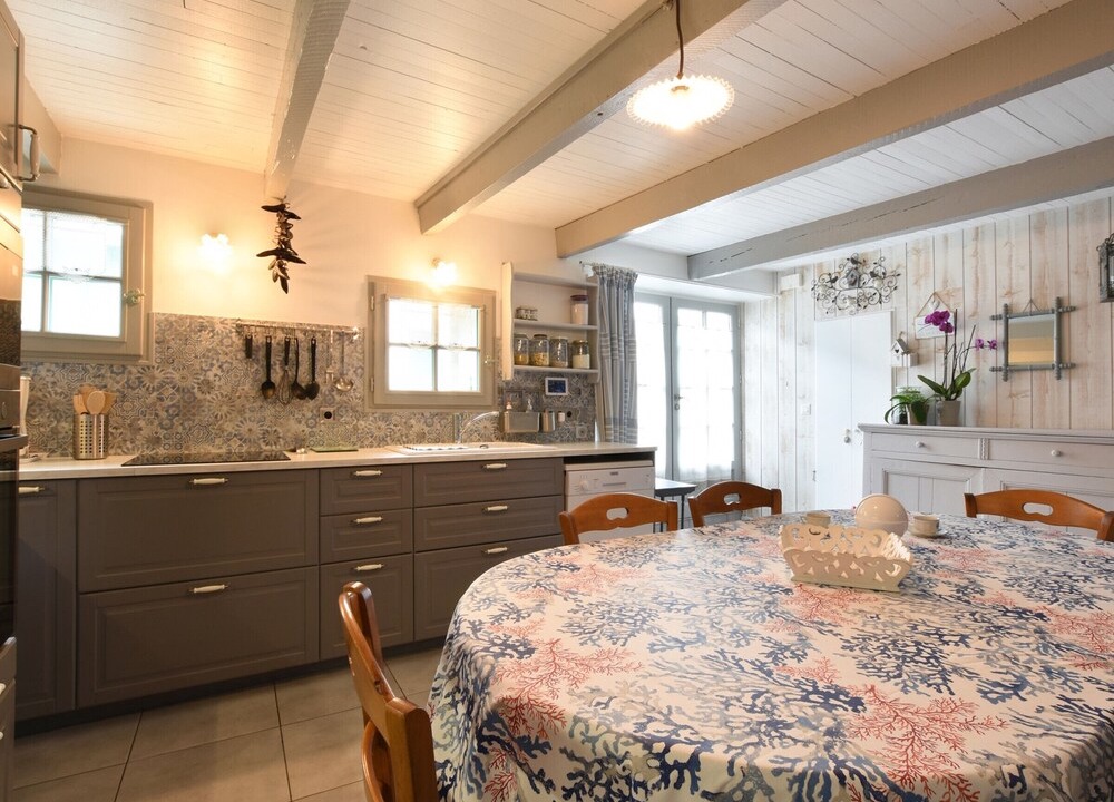 Photo of Kitchen in Sainte-Marie-de-Re