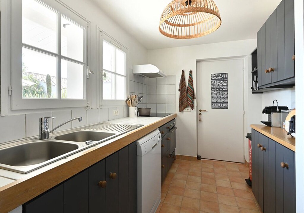Photo of Kitchen in Les Portes-en-Re