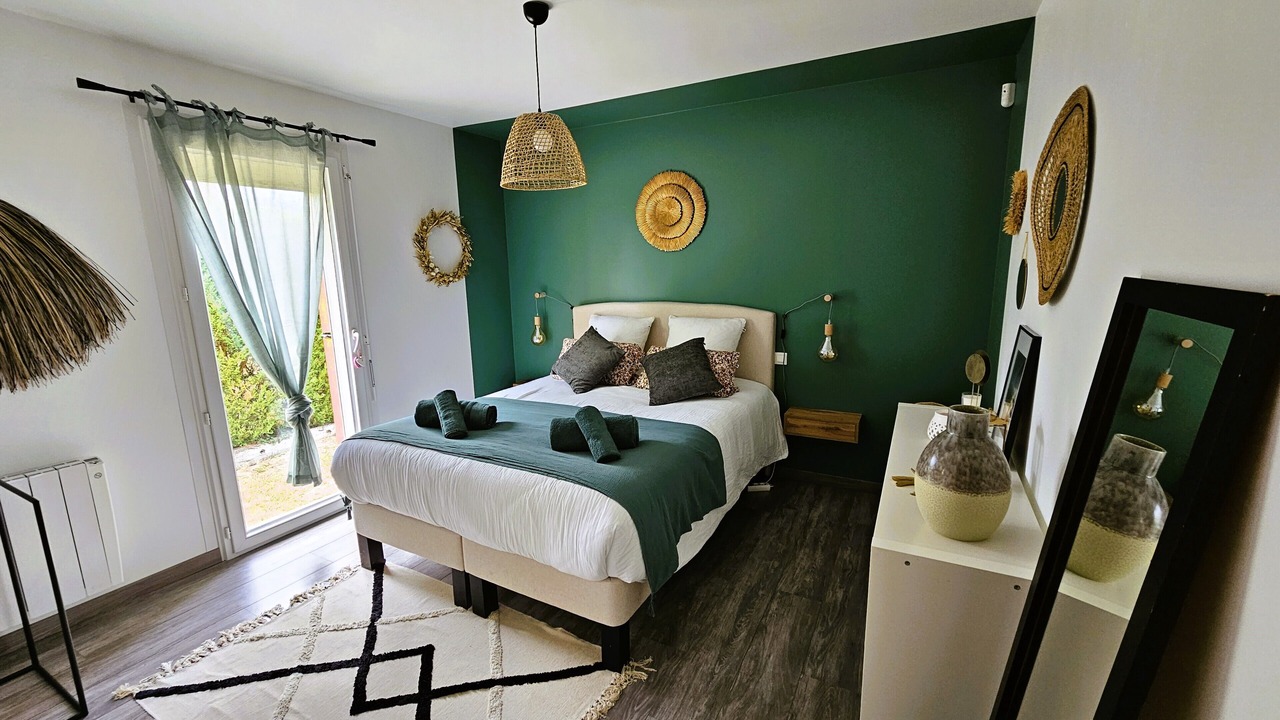 Photo of Bedroom in Saint-Selve