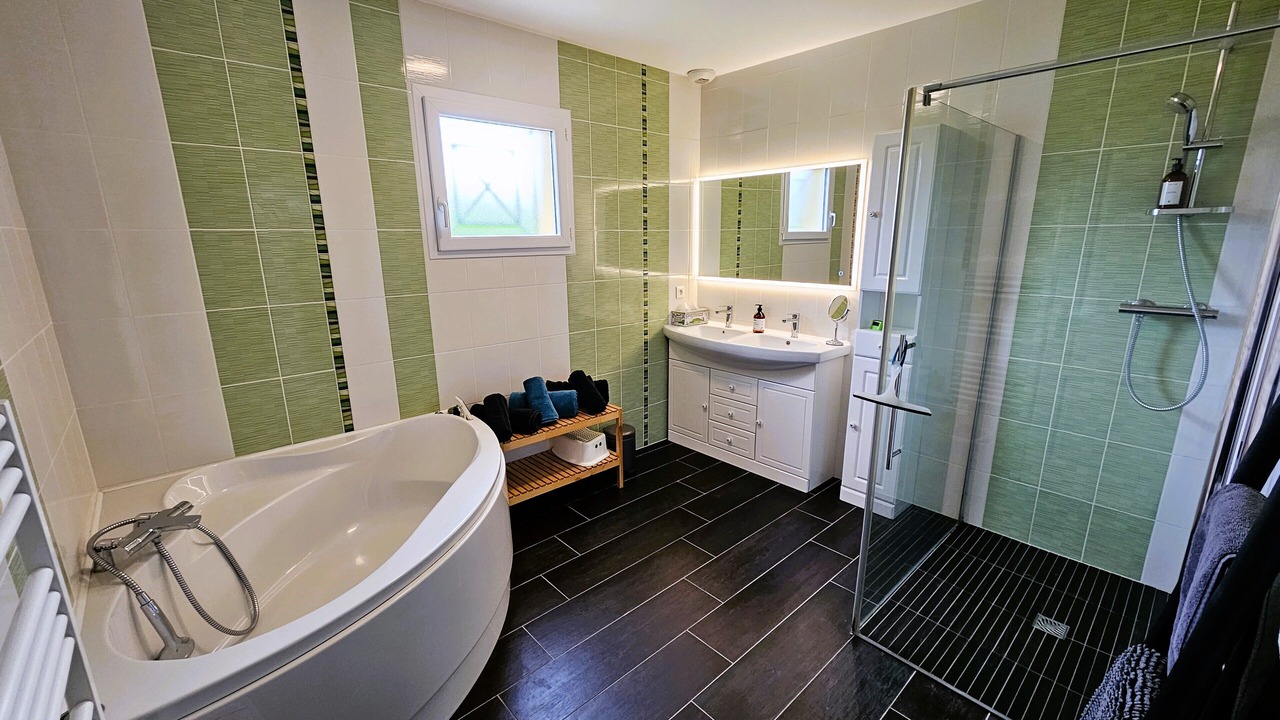 Photo of Bathroom in Saint-Selve