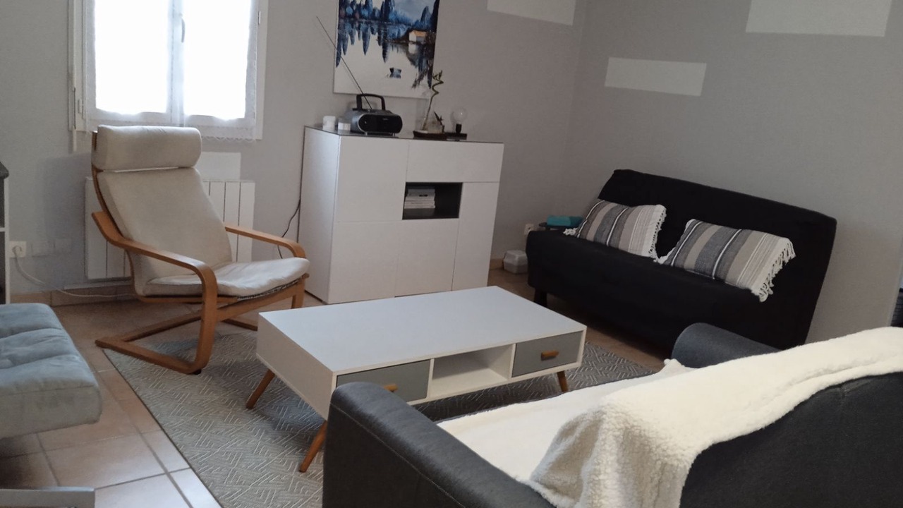 Photo of Livingroom in Etauliers