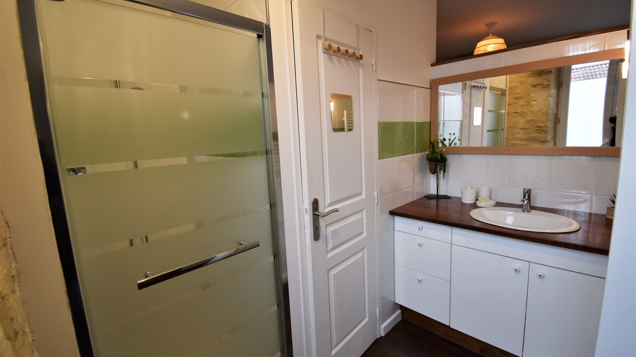 Photo of Bathroom in Daglan