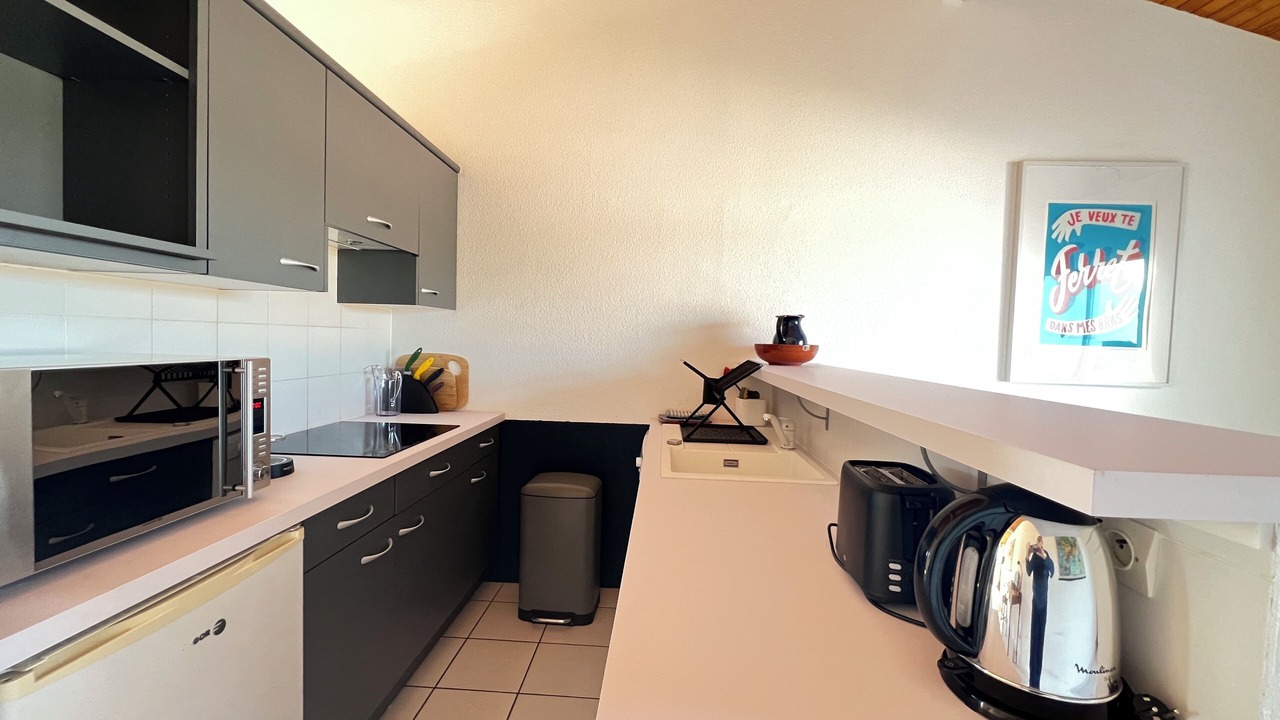 Photo of Kitchen in Piraillan