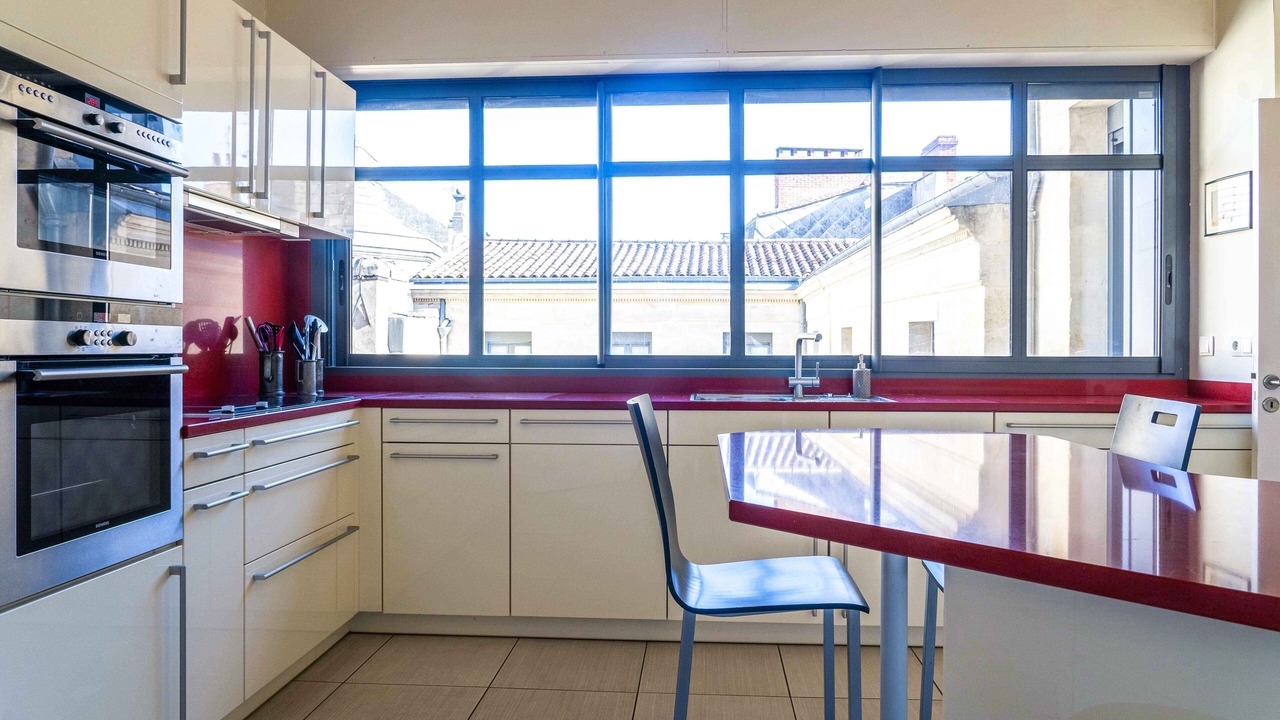 Photo of Kitchen in Bordeaux Golden Triangle