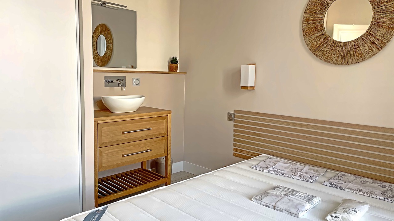 Photo of Bedroom in Quartier du Casino