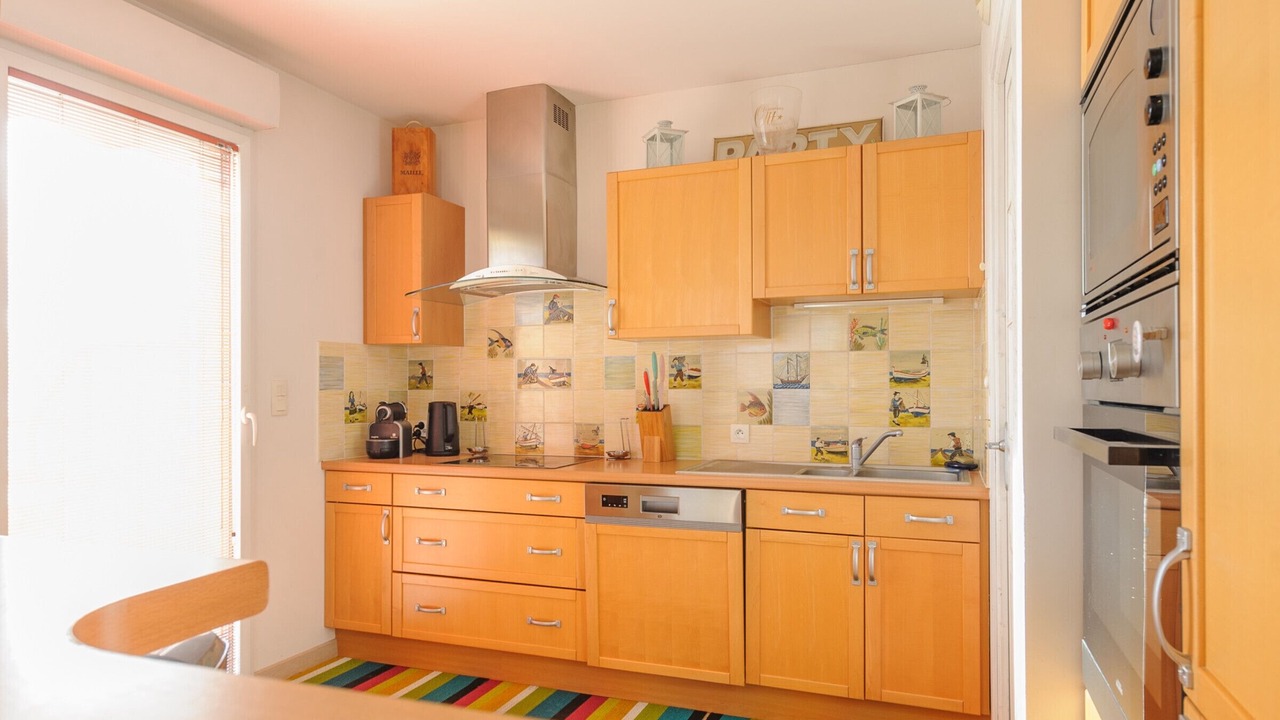 Photo of Kitchen in Port District
