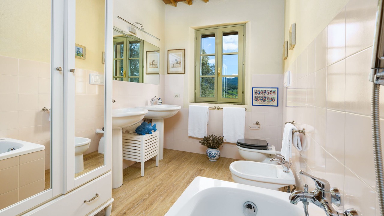 Photo of Bathroom in Bolgheri
