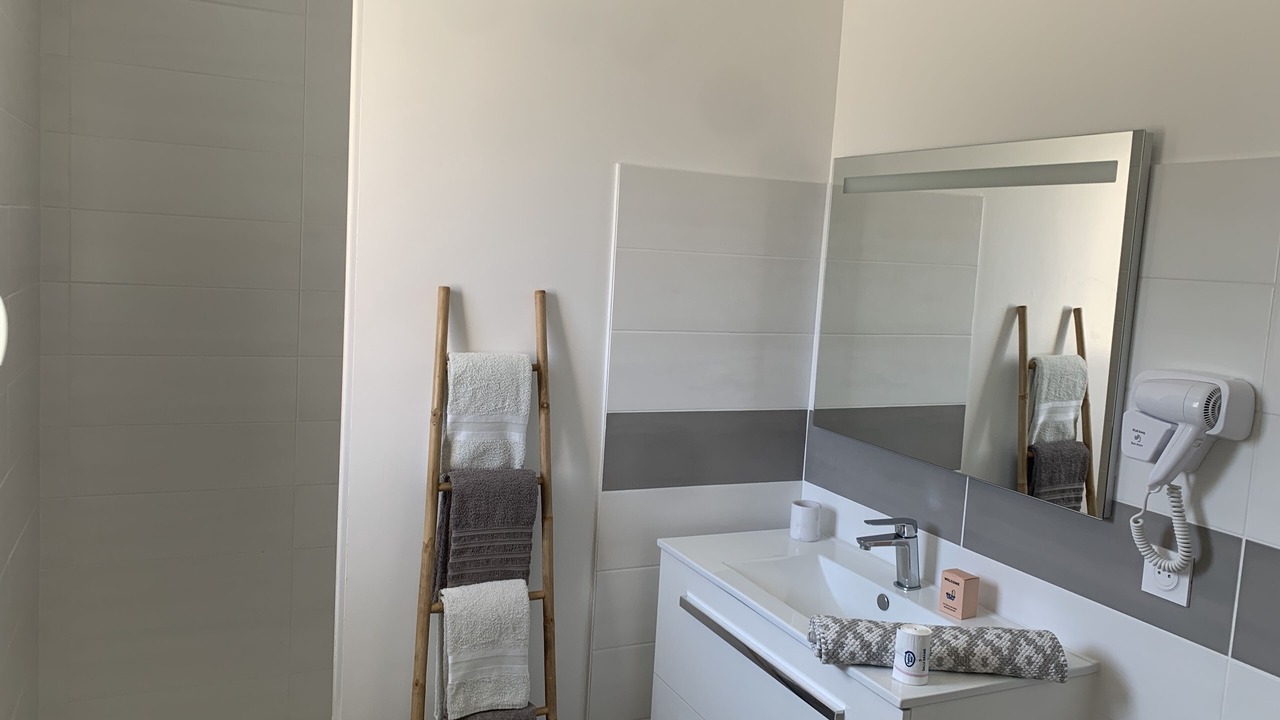 Photo of Bathroom in Bourcefranc-le-Chapus