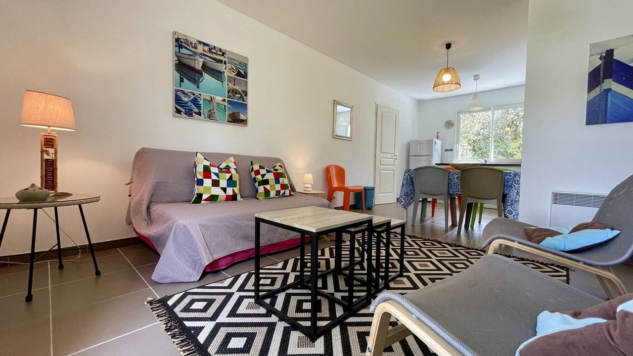 Photo of Livingroom in Domino