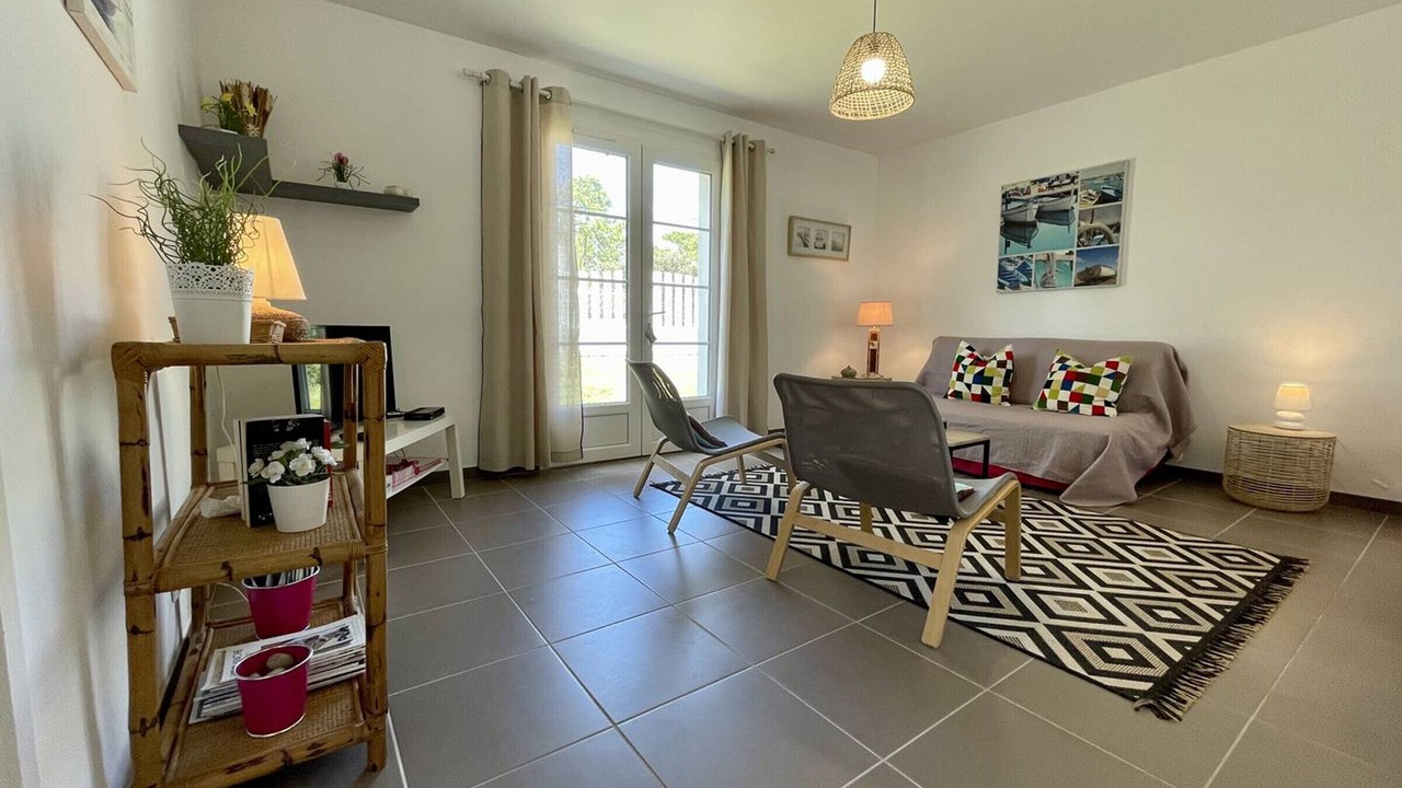Photo of Livingroom in Domino
