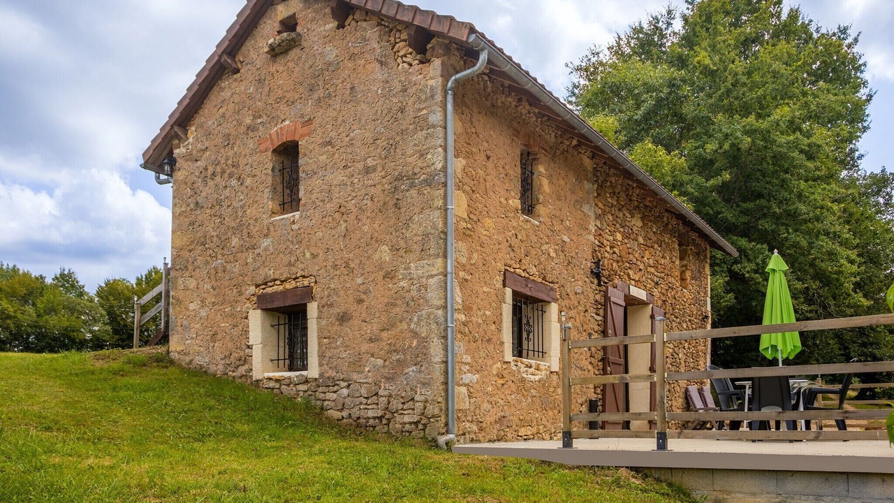 Photo of Outdoor in Saint-Cernin-de-lHerm
