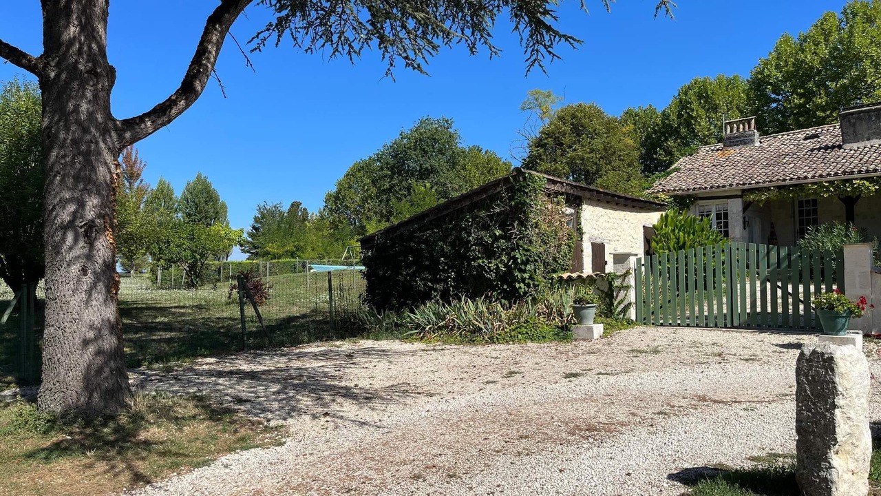 Photo of Outdoor in Boisse