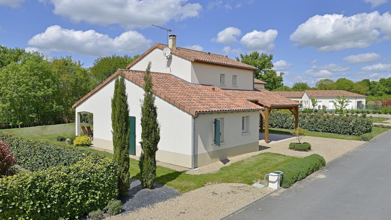 Photo of Outdoor in Vasles
