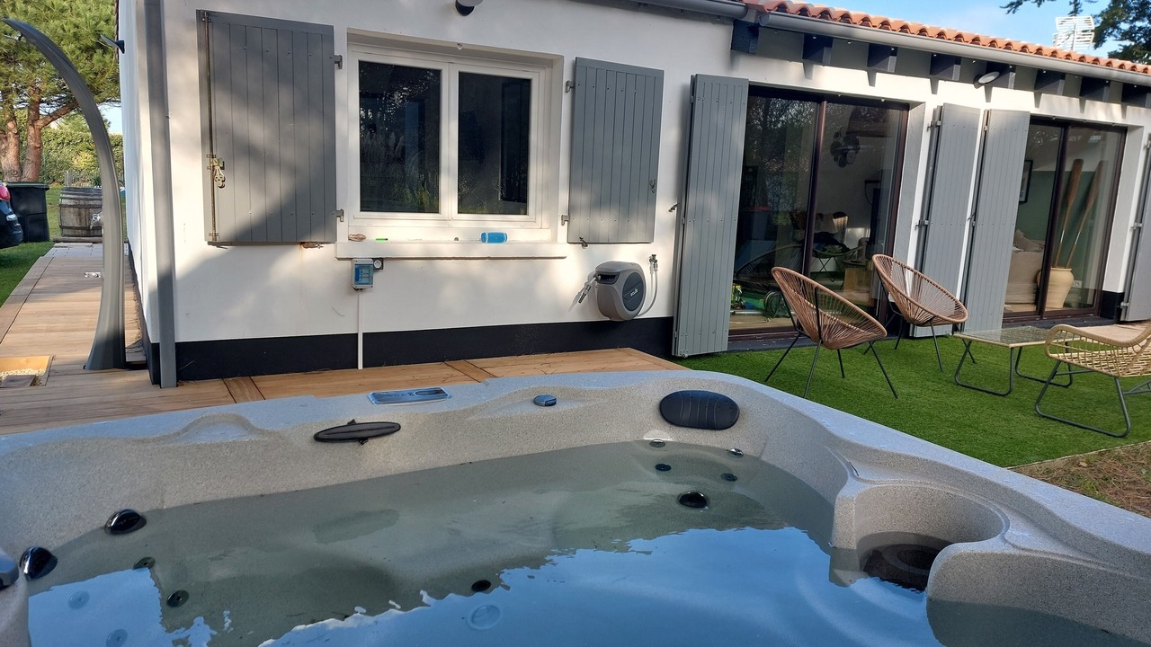 Photo of Outdoor in Les Portes-en-Re