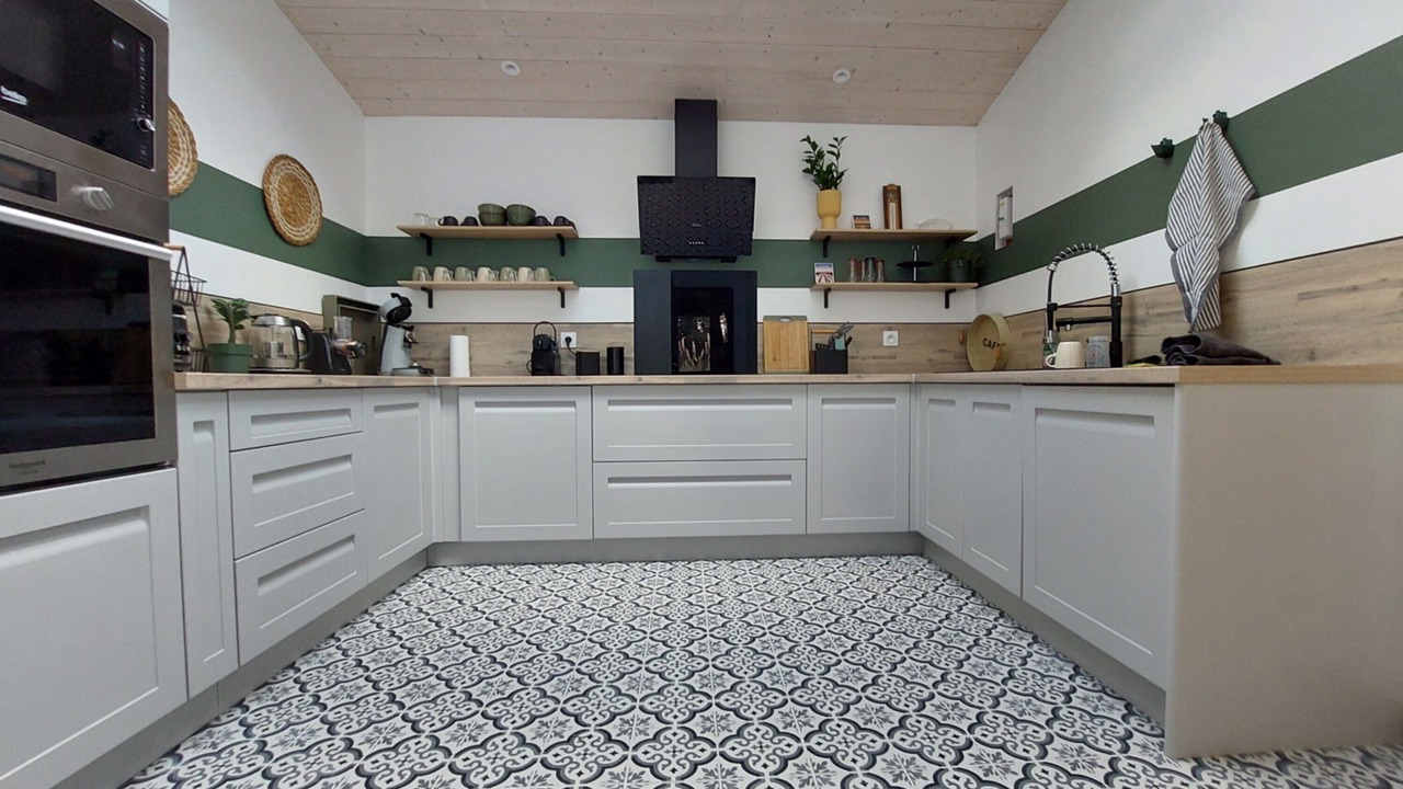 Photo of Kitchen in Les Portes-en-Re
