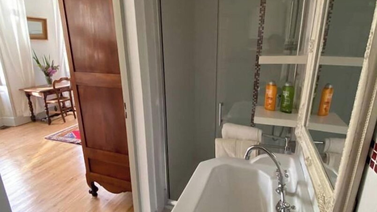 Photo of Bathroom in Saint-Romain-de-Benet