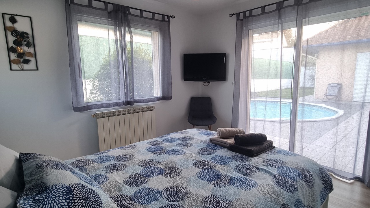 Photo of Bedroom in Tarnos