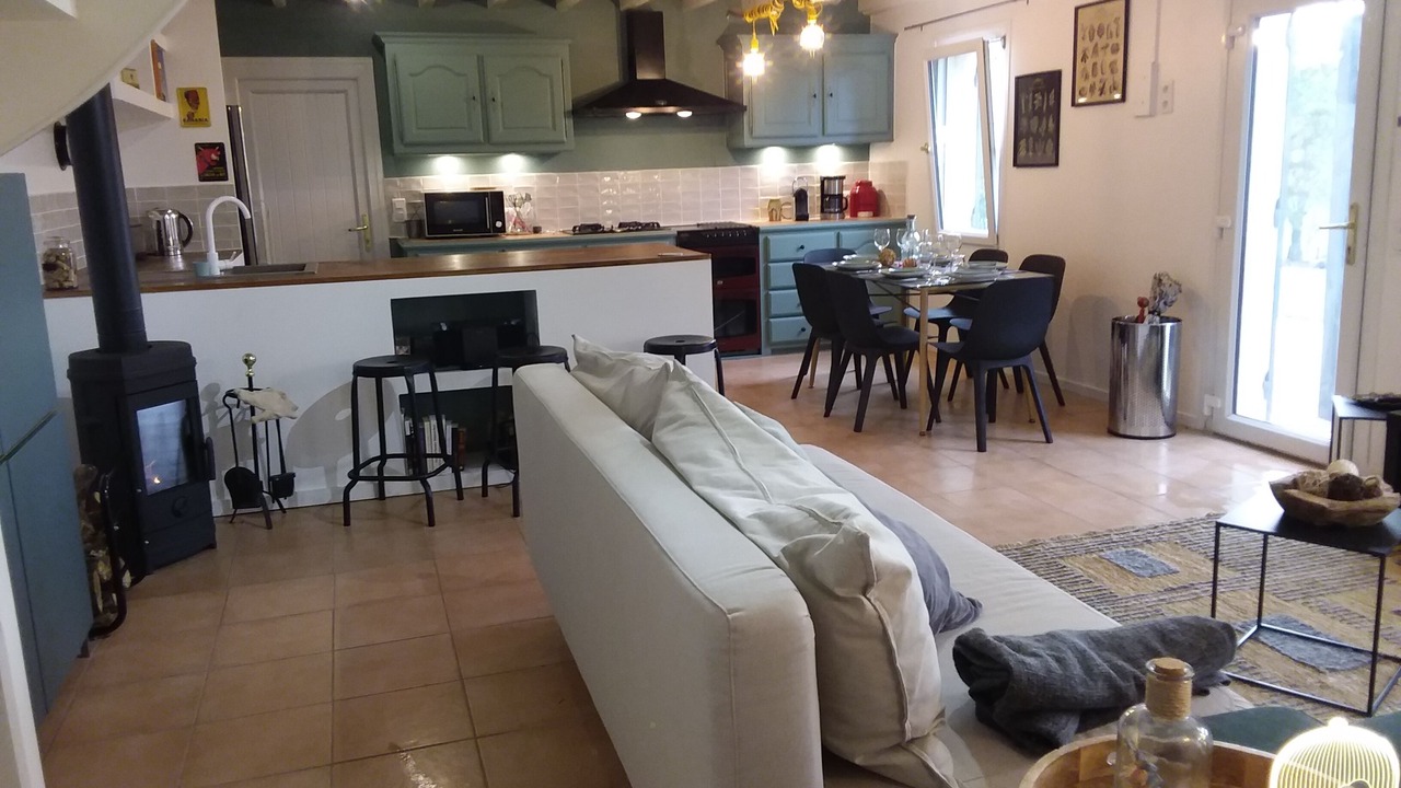 Photo of Livingroom in Montazeau
