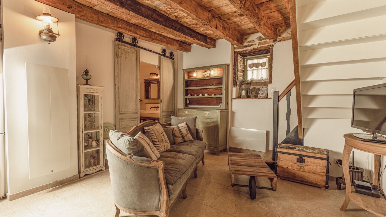 Photo of Livingroom in Saint-Jean-Ligoure