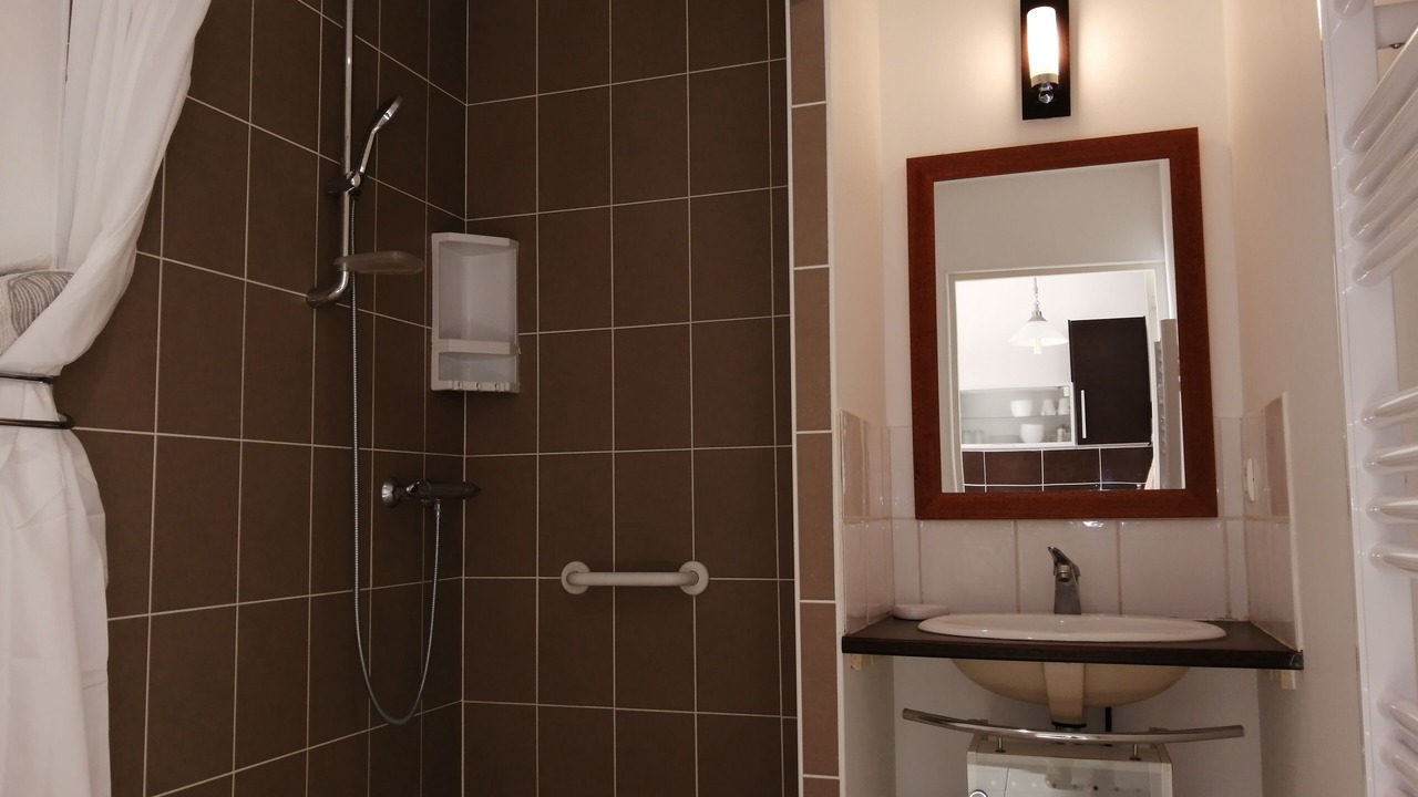 Photo of Bathroom in Jonzac