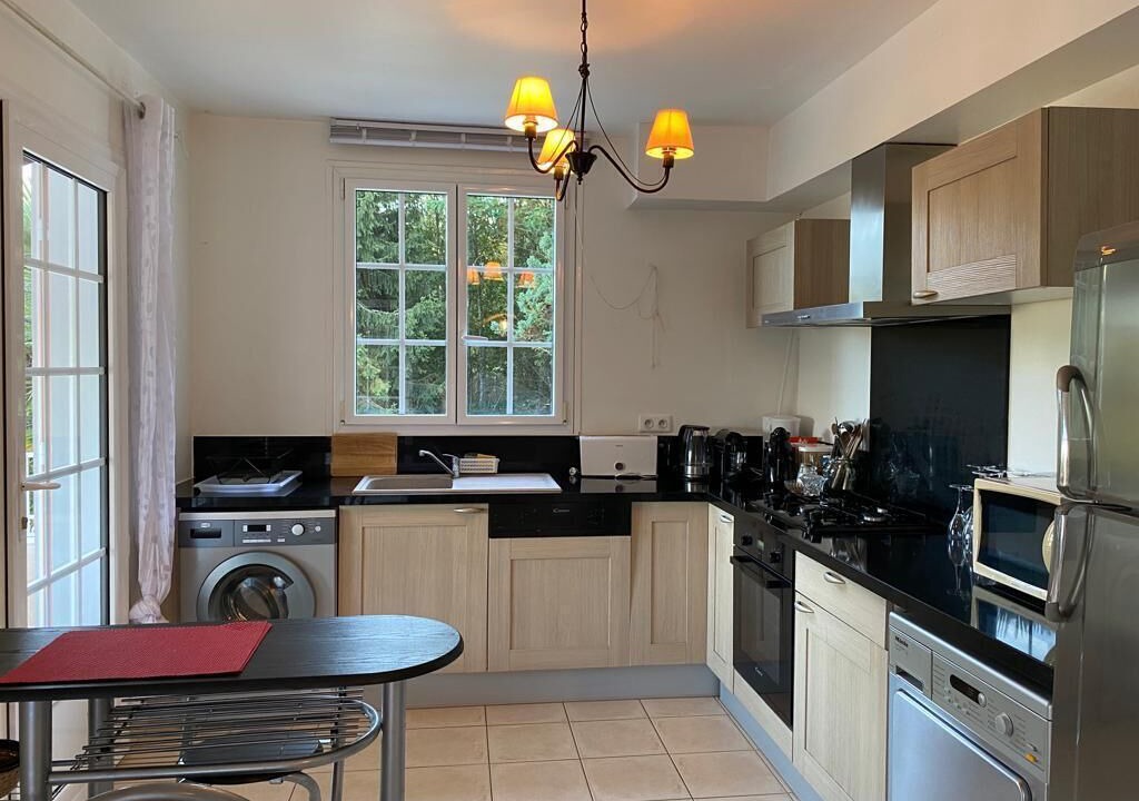 Photo of Kitchen in Journiac
