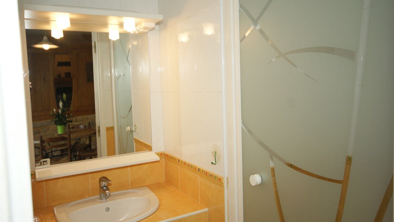 Photo of Bathroom in Saint-Pompont