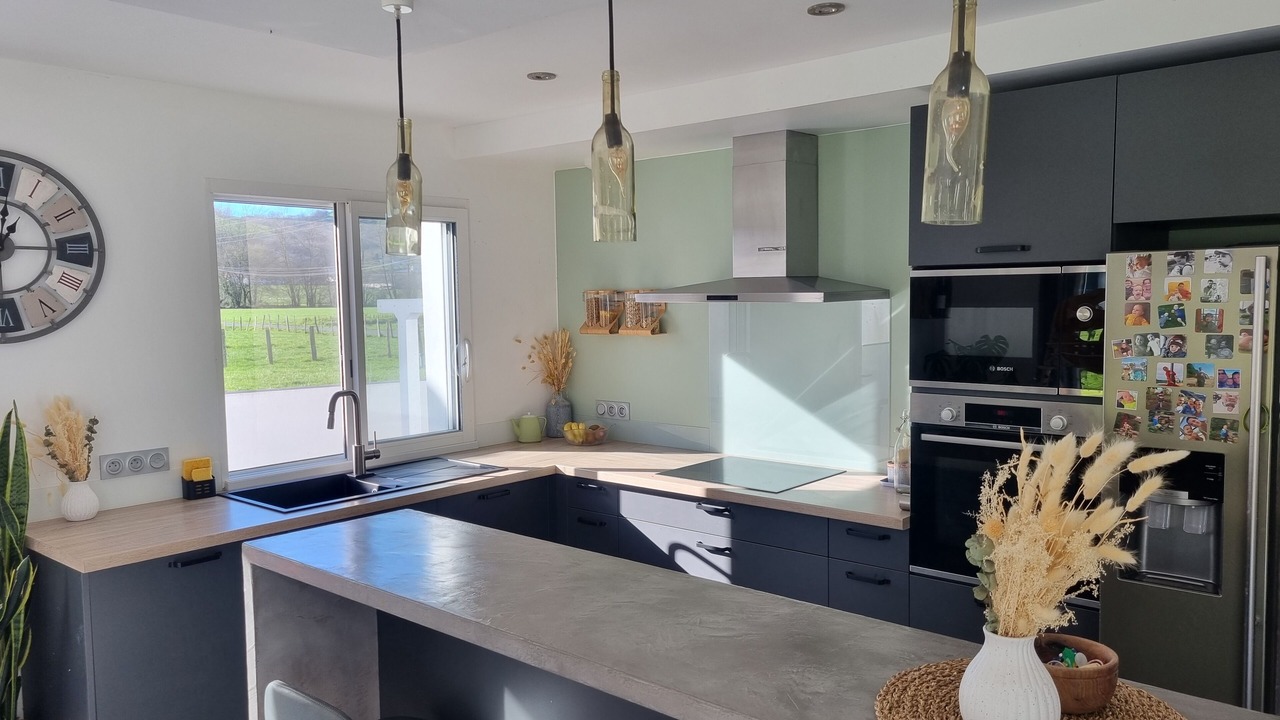 Photo of Kitchen in Saint-Pee-sur-Nivelle