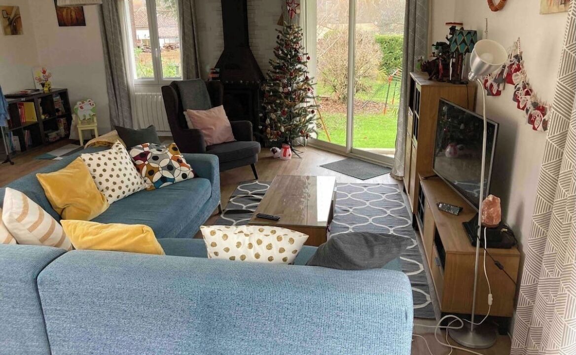 Photo of Livingroom in La Sauve