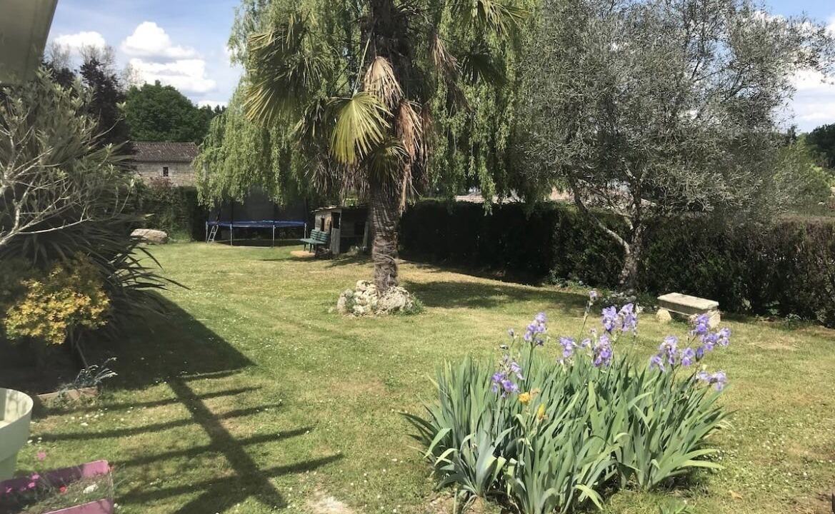 Photo of Outdoor in La Sauve