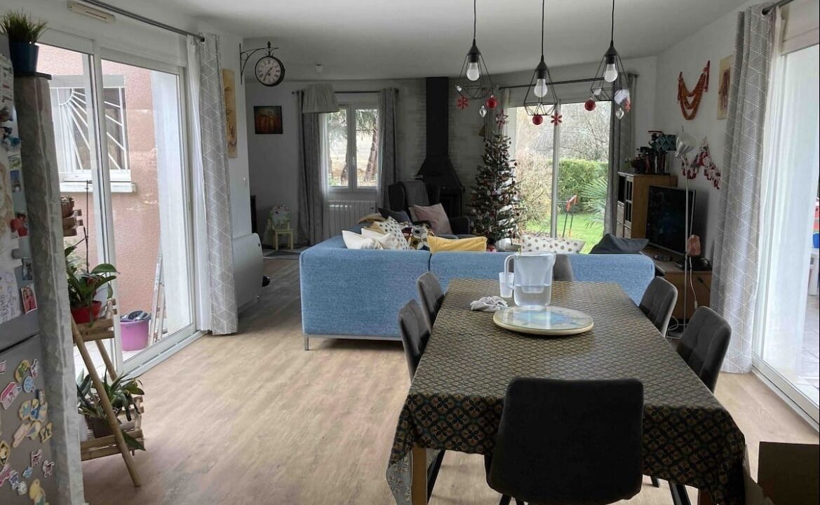 Photo of Livingroom in La Sauve