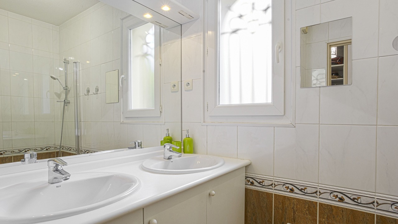 Photo of Bathroom in Ciboure