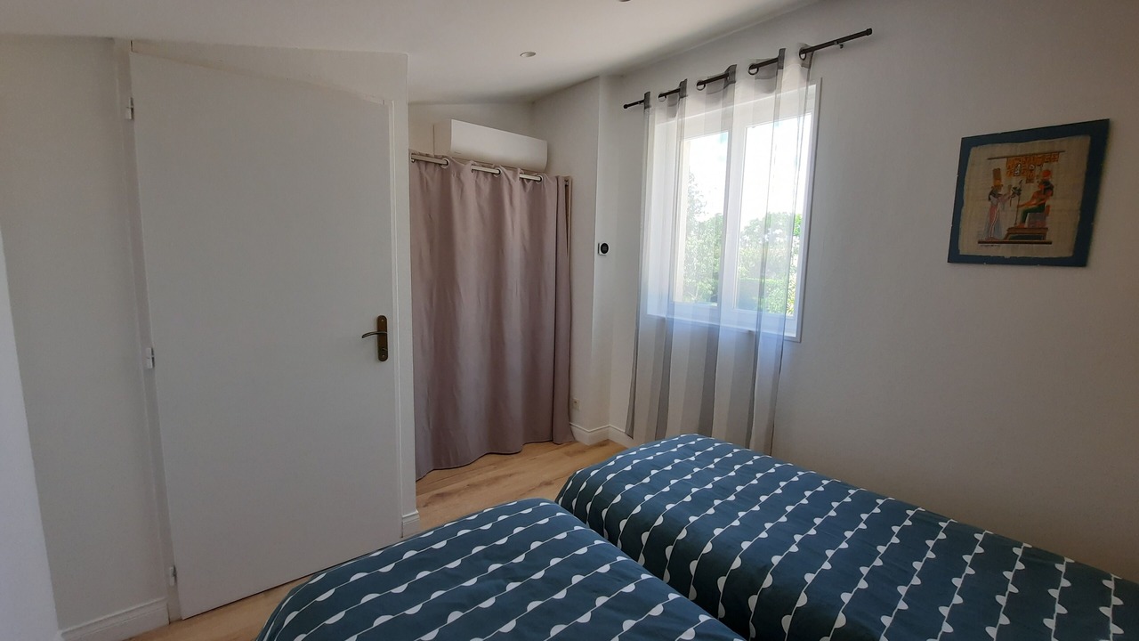 Photo of Bedroom in Balanzac