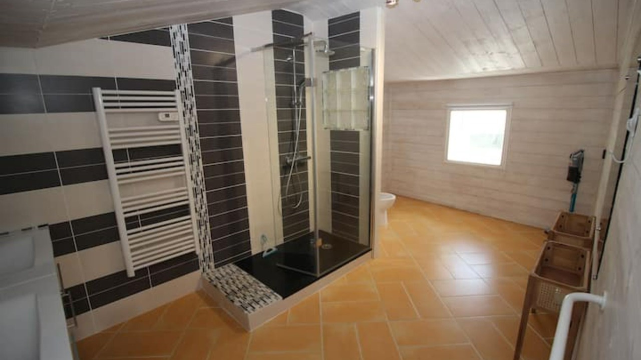 Photo of Bathroom in L'Echardiere
