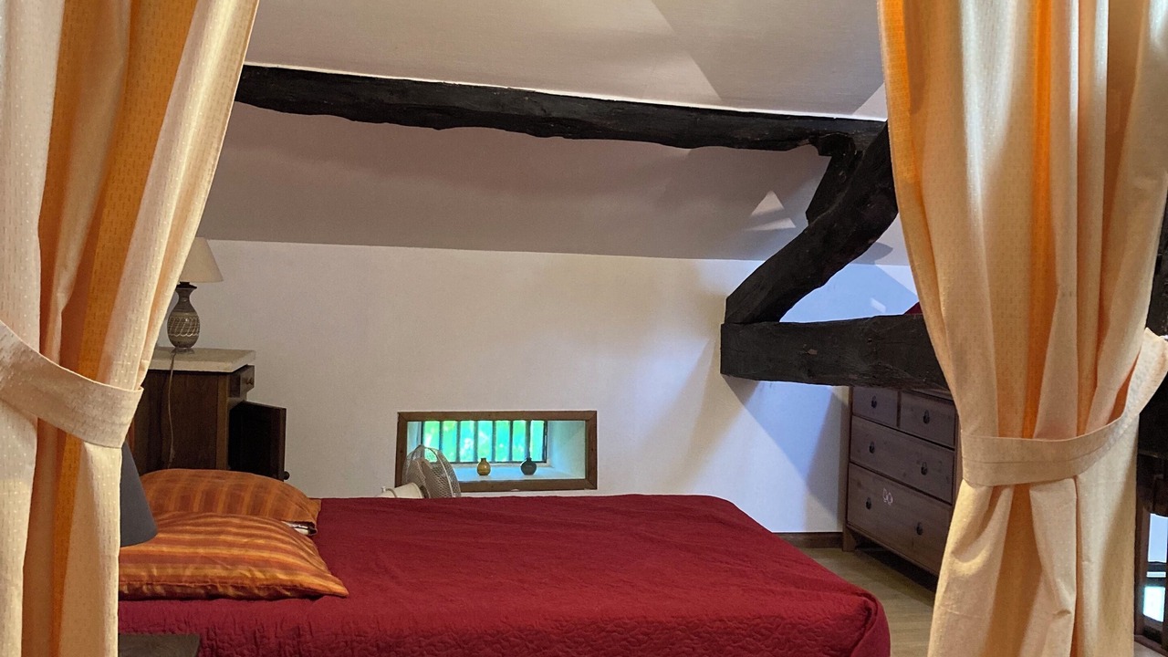 Photo of Bedroom in Champagne-et-Fontaine