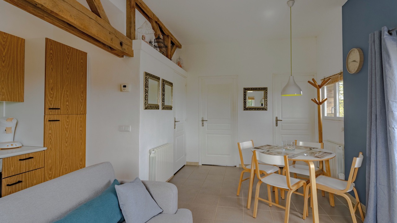 Photo of Livingroom in Jayac