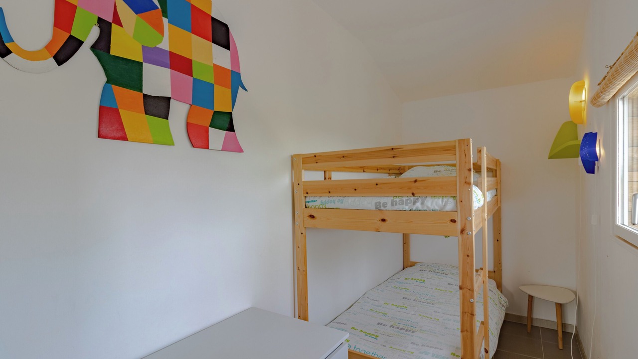 Photo of Bedroom in Jayac