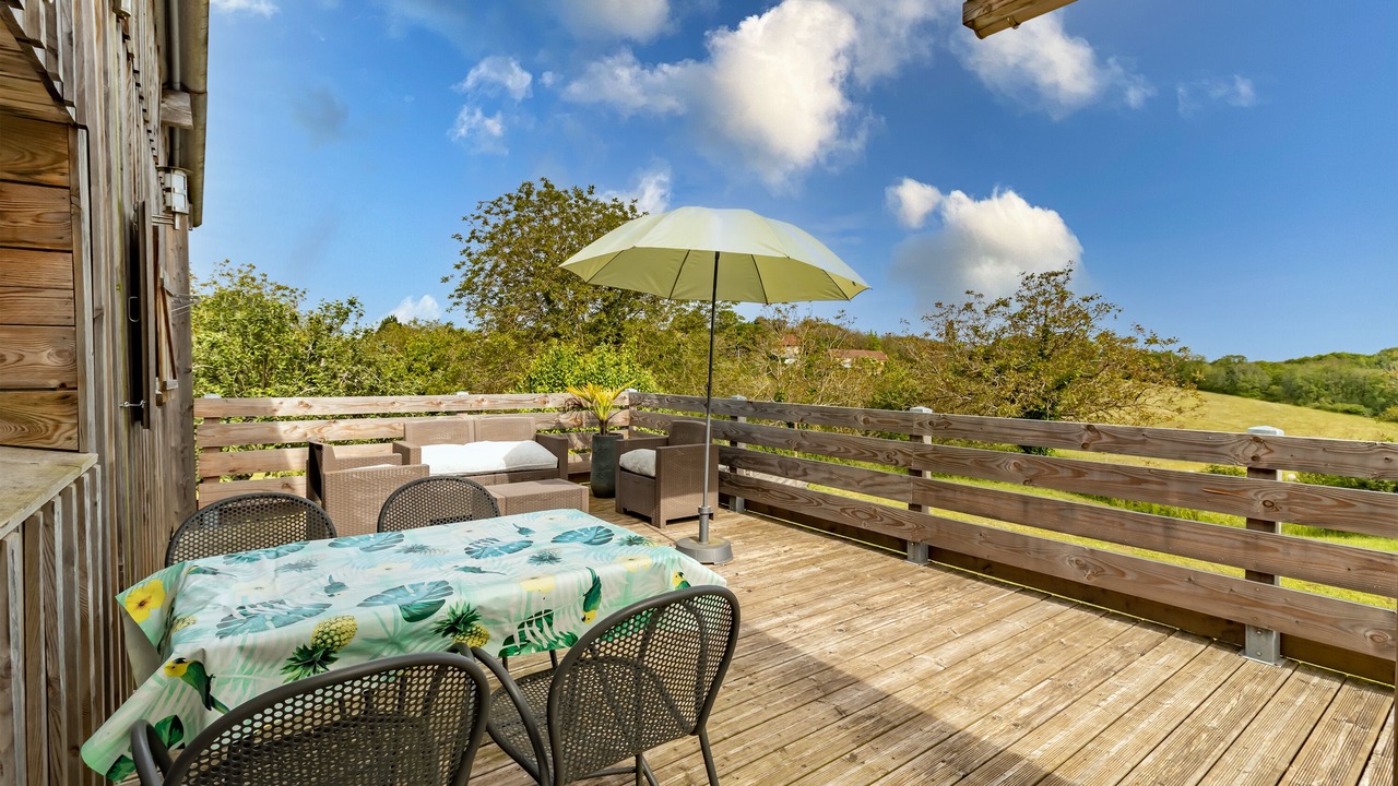 Photo of Outdoor in Jayac